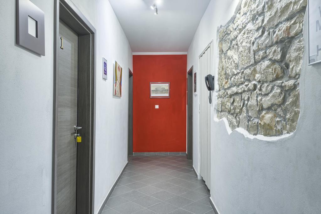 Top Center Rooms & Studio Pula Ngoại thất bức ảnh