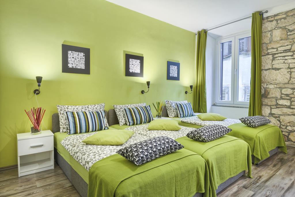 Top Center Rooms & Studio Pula Ngoại thất bức ảnh