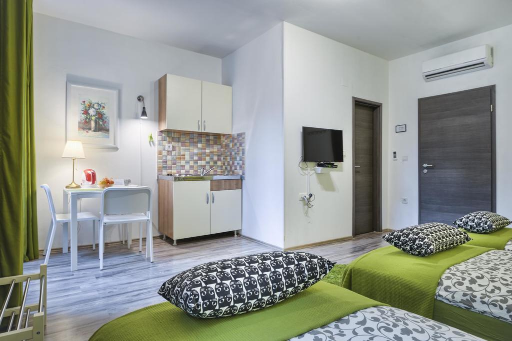 Top Center Rooms & Studio Pula Ngoại thất bức ảnh