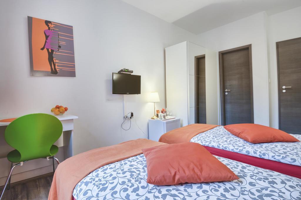 Top Center Rooms & Studio Pula Ngoại thất bức ảnh