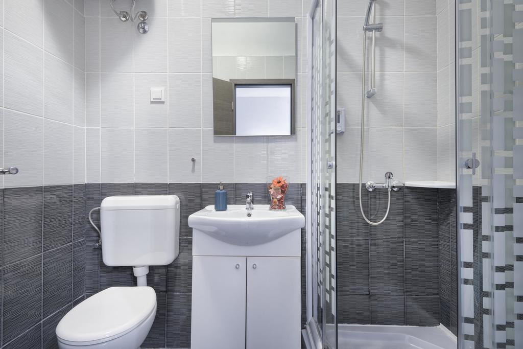 Top Center Rooms & Studio Pula Ngoại thất bức ảnh