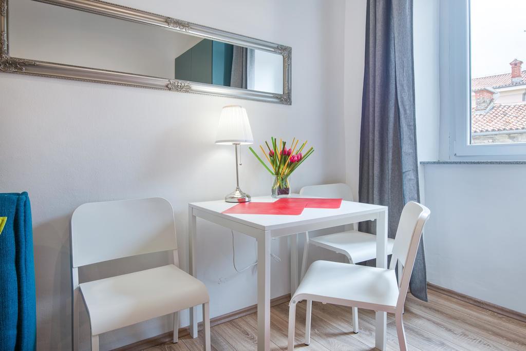 Top Center Rooms & Studio Pula Ngoại thất bức ảnh
