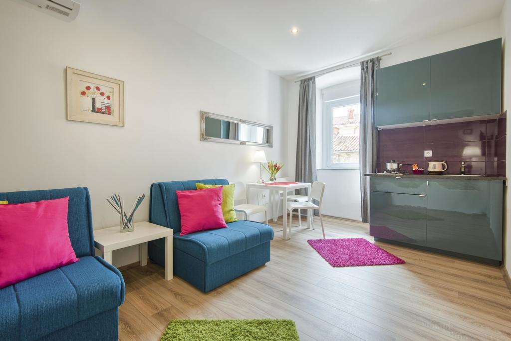 Top Center Rooms & Studio Pula Ngoại thất bức ảnh