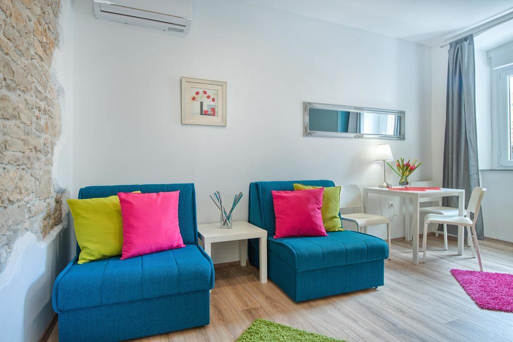 Top Center Rooms & Studio Pula Ngoại thất bức ảnh